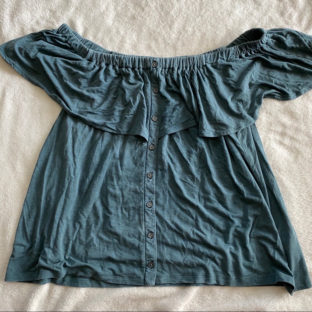 NWOT AEO off the shoulder top